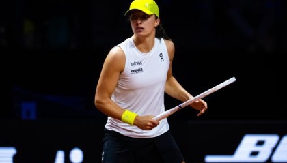 开云APP-斯瓦泰克的六连败，阿卡鲁内的第一次