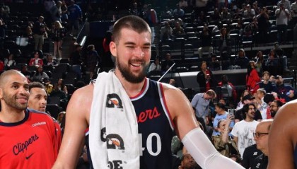 新一代勾手之王！姚明恩师助他蜕变成哈登绝配